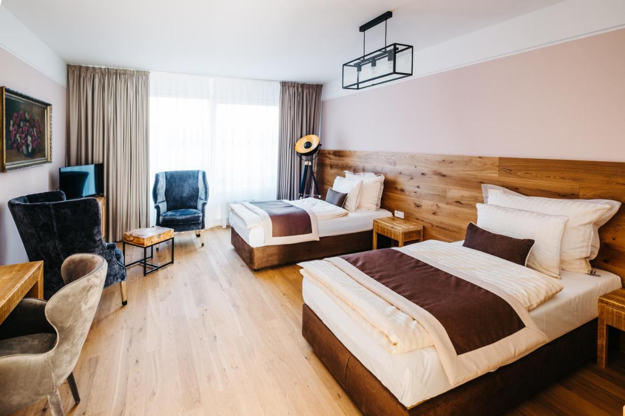 Boutique Hotel Corso Řevnice المظهر الخارجي الصورة